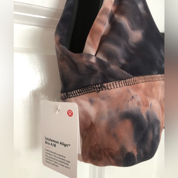 NWT Lululemon Align Reversible Bra - Picture 4 of 6